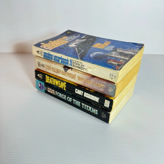 Science Fiction Vintage Book Bundle x 4 Books Various Authors (2044)