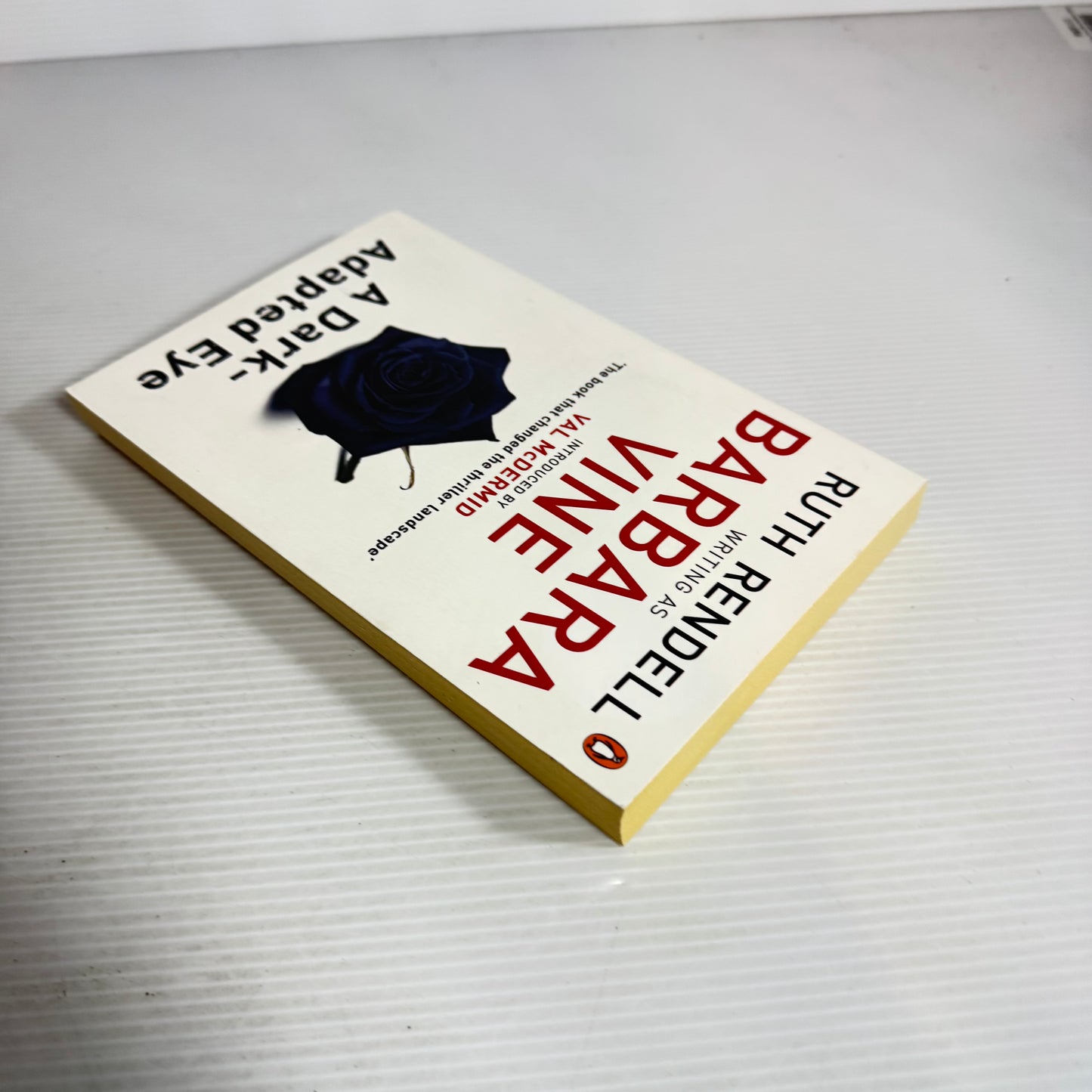 A Dark-Adapted Eye - Ruth Rendell writing as Barbara Vine