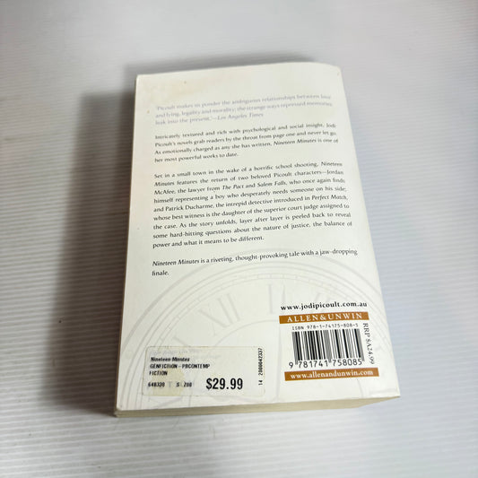 Nineteen Minutes - Jodi Picoult