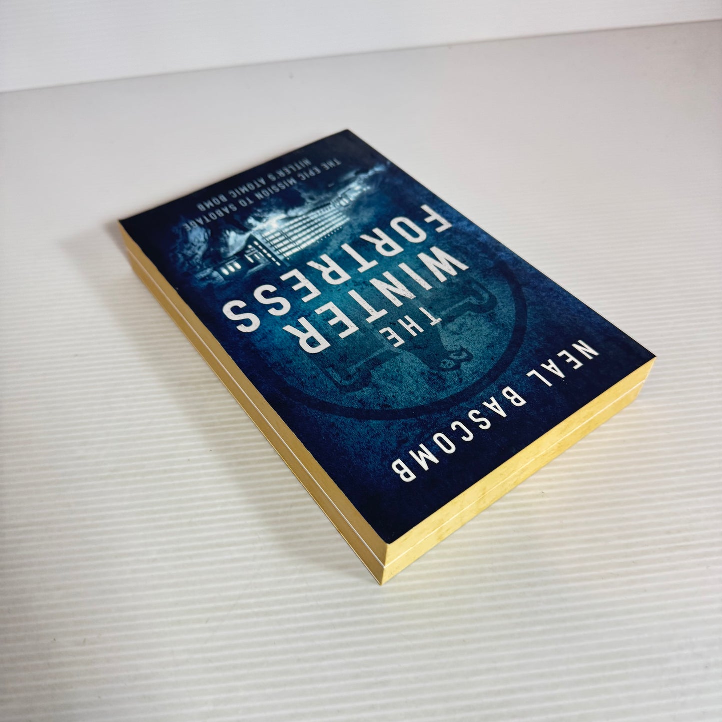 The Winter Fortress - Neal Bascomb