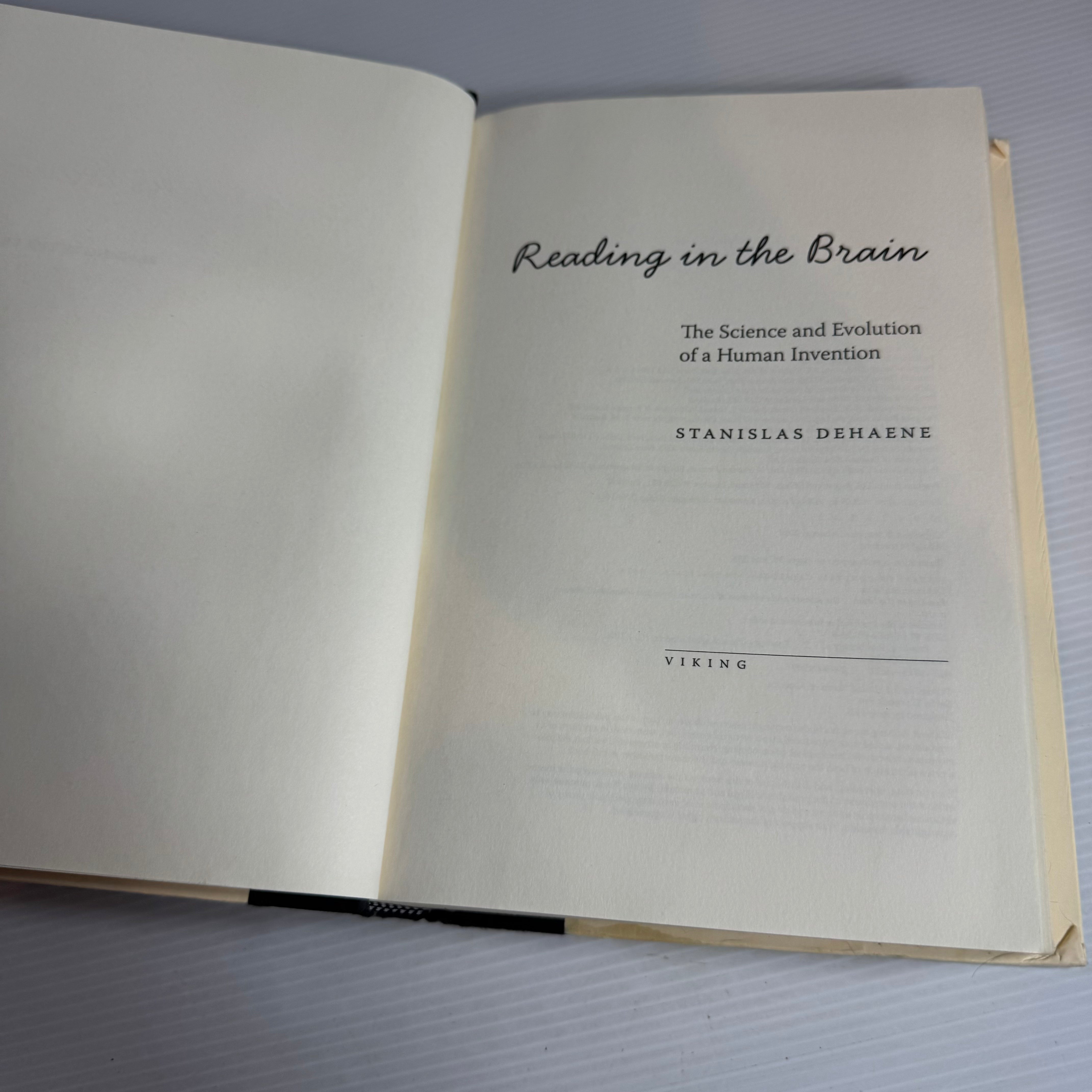 Reading in the Brain : The Science and Evolution of a Human Invention ...