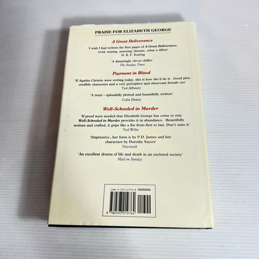 A Suitable Vengeance - Elizabeth George