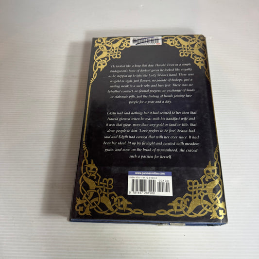 The Chosen Queen - Joanna Courtney