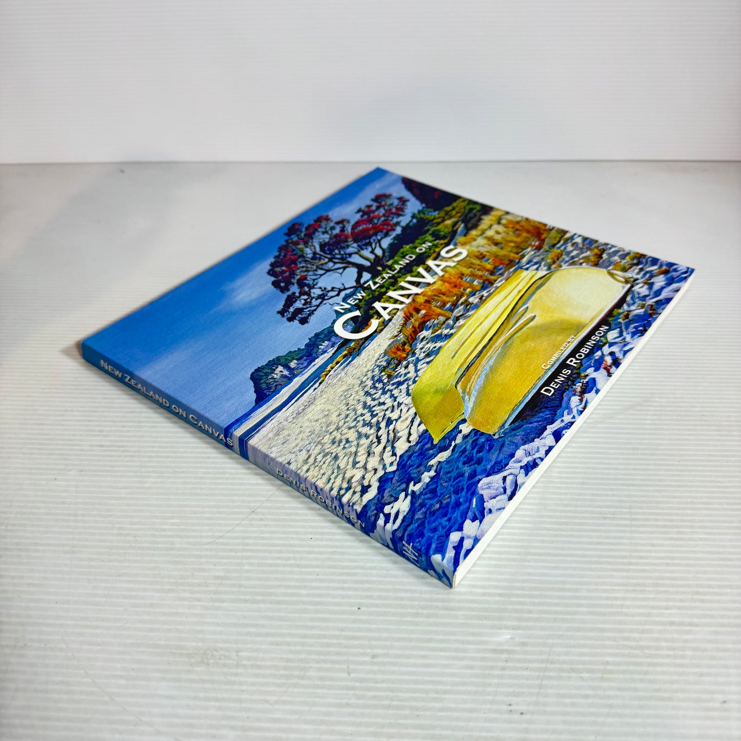 New Zealand on Canvas - Compiled by Denis Robinson