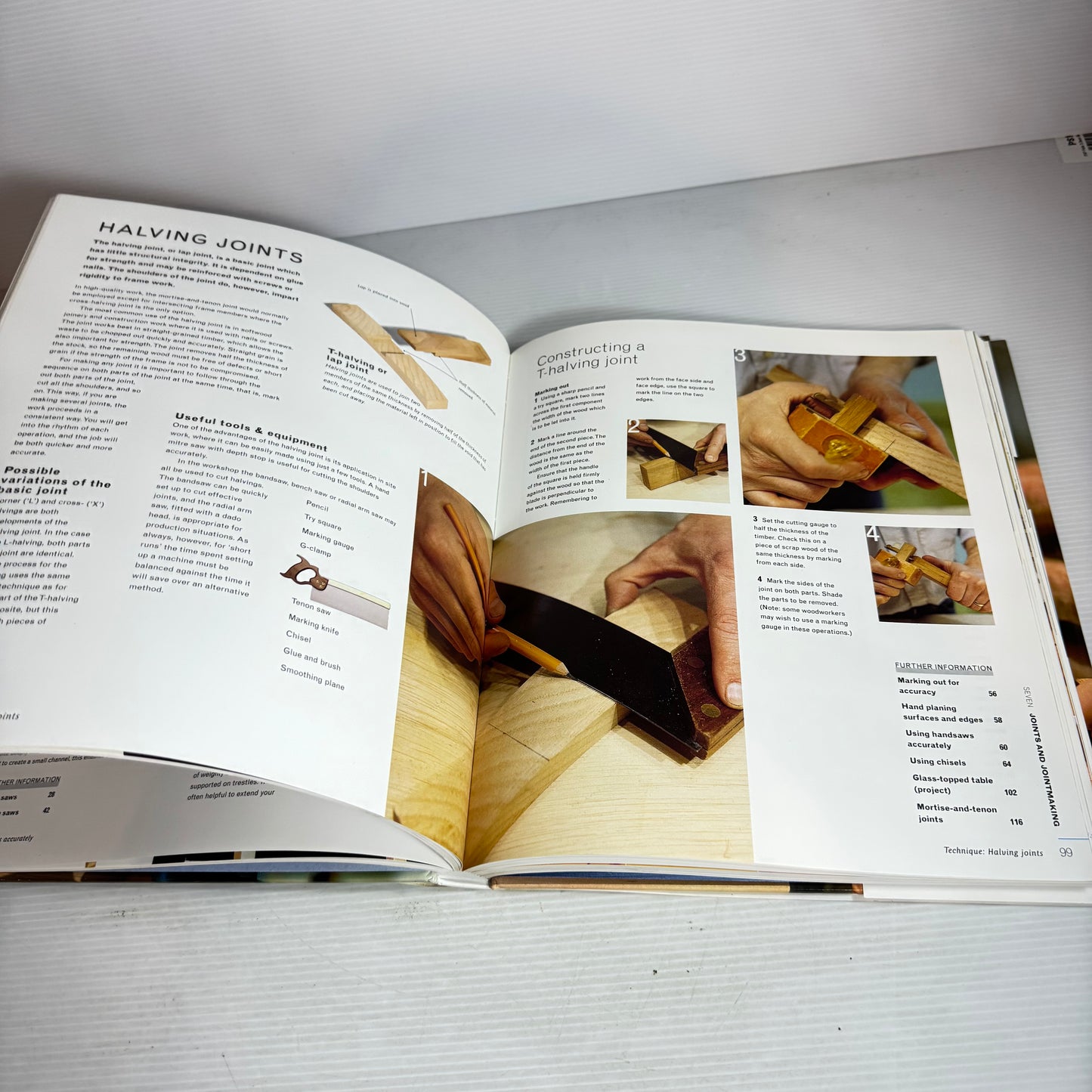 The Hamlyn Book of Woodworking : All The Essential Skills for Working In Wood