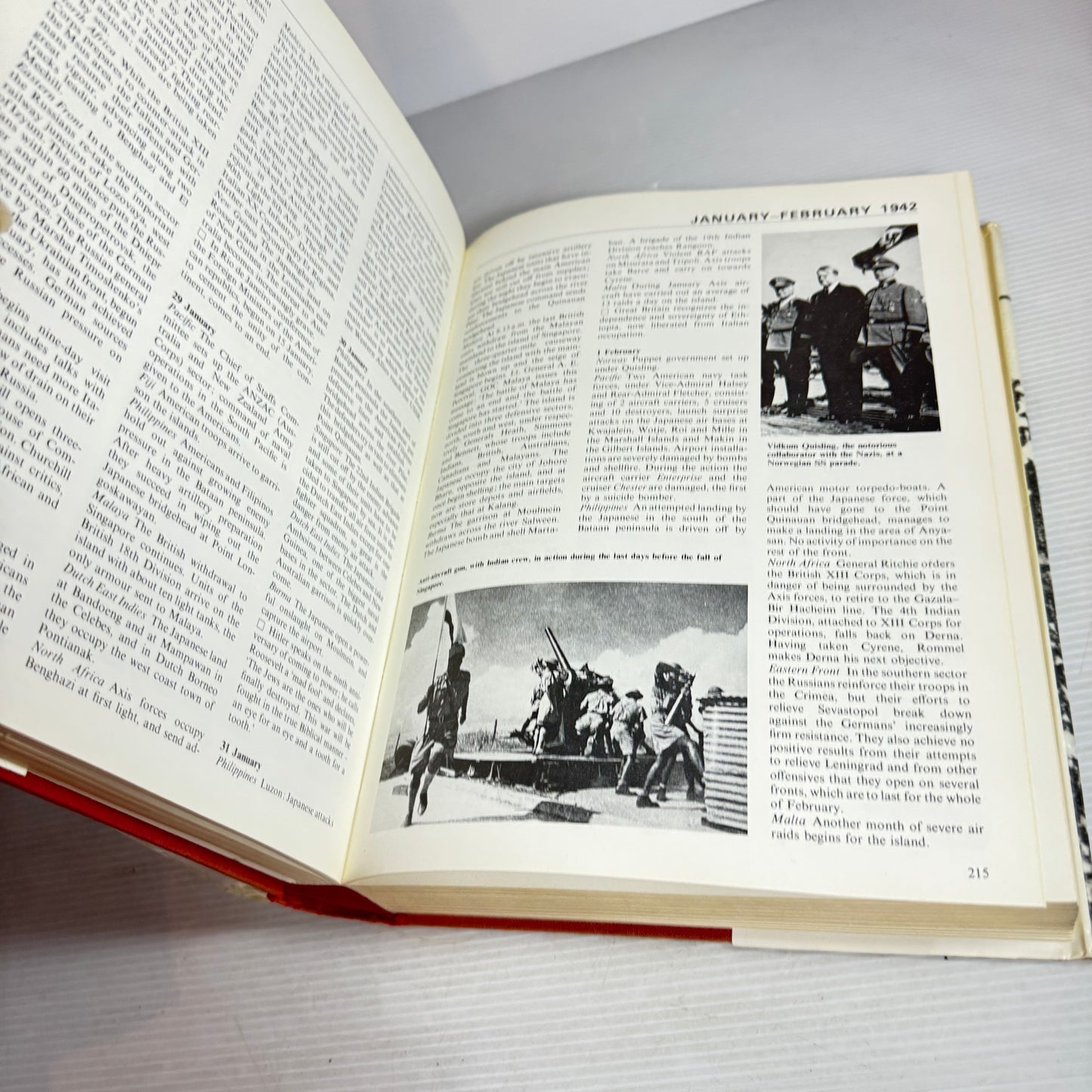 2194 Days of War : An Illustrated Chronology of the Second World War (Vintage 1979)