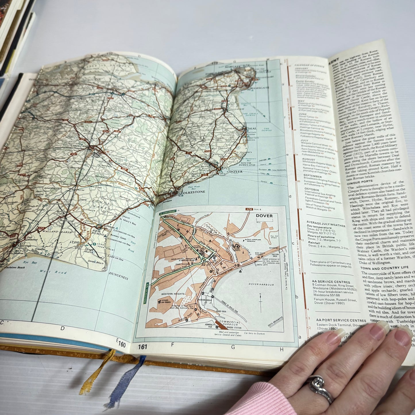The Reader's Digest AA Book of the Road Great Britain (Vintage 1972)