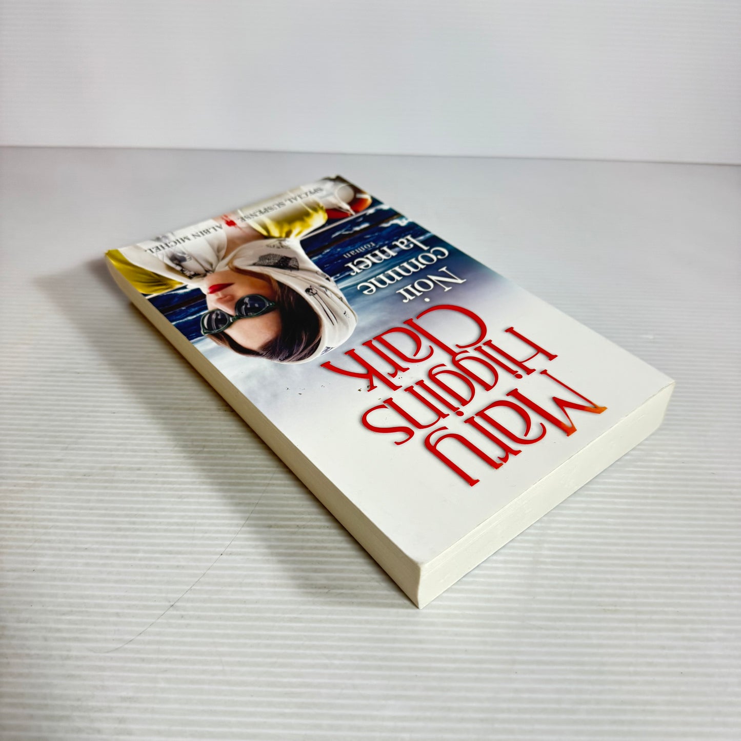 Noir Comme La Mer/Black As The Sea - Mary Higgins Clark French Language
