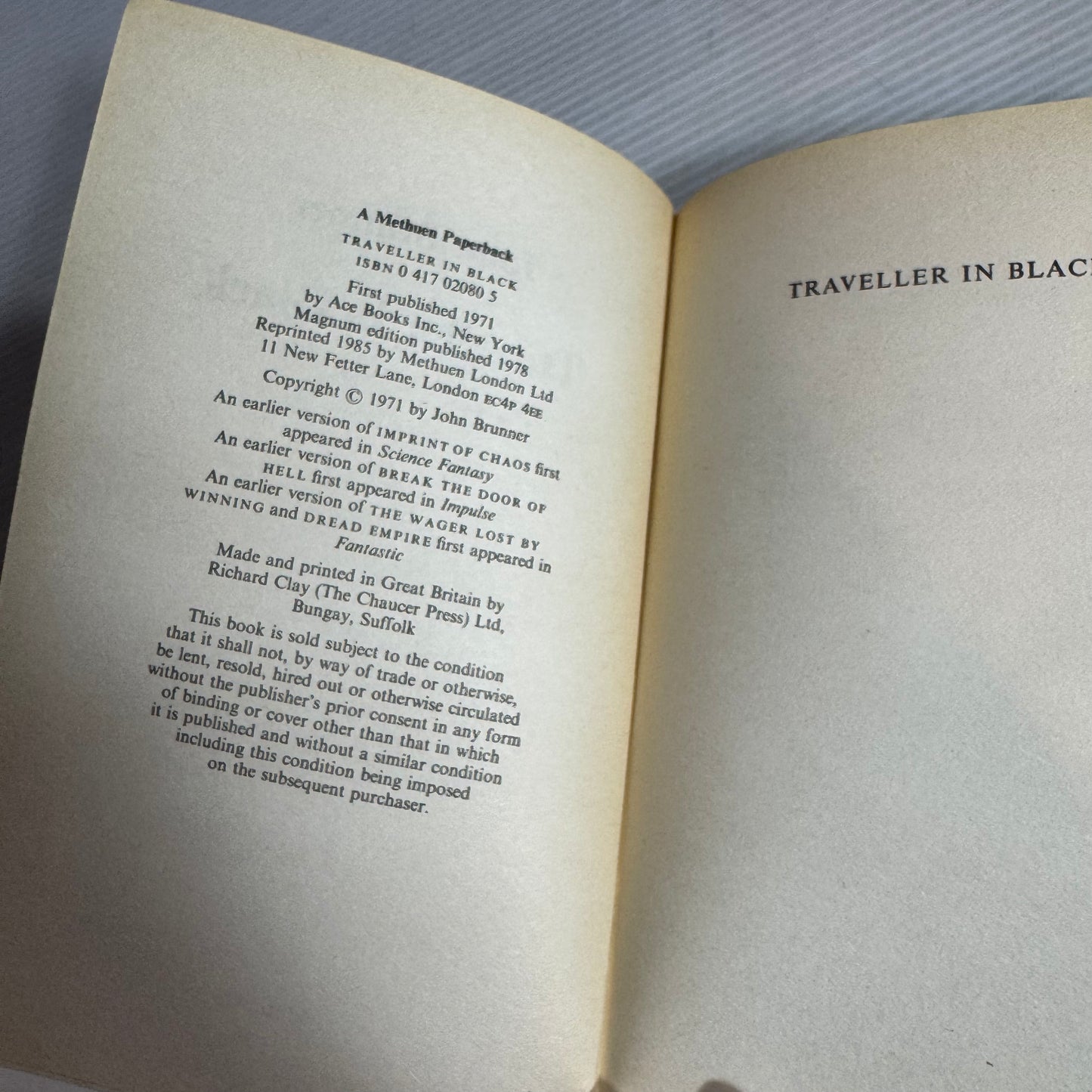 Traveller In Black - John Brunner (Vintage 1978)