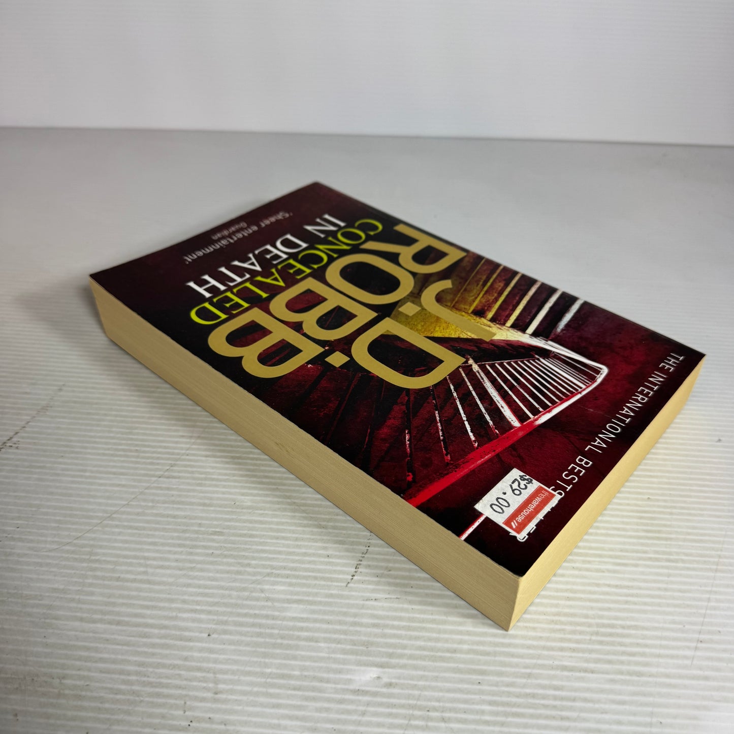 Concealed in Death - J. D. Robb