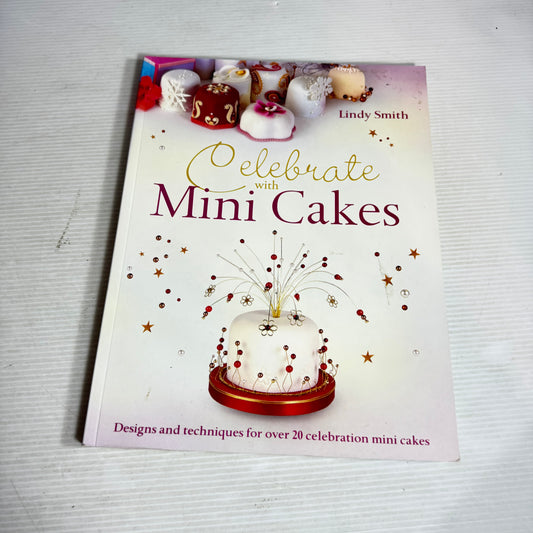 Cupcake Book Bundle x 3 : Make, Bake and Decorate Cupcakes - Nancy Lambert, Retro Baking - The Australian Women's Weekly, Celebrate with Mini Cakes - Lindy Smith (3049)