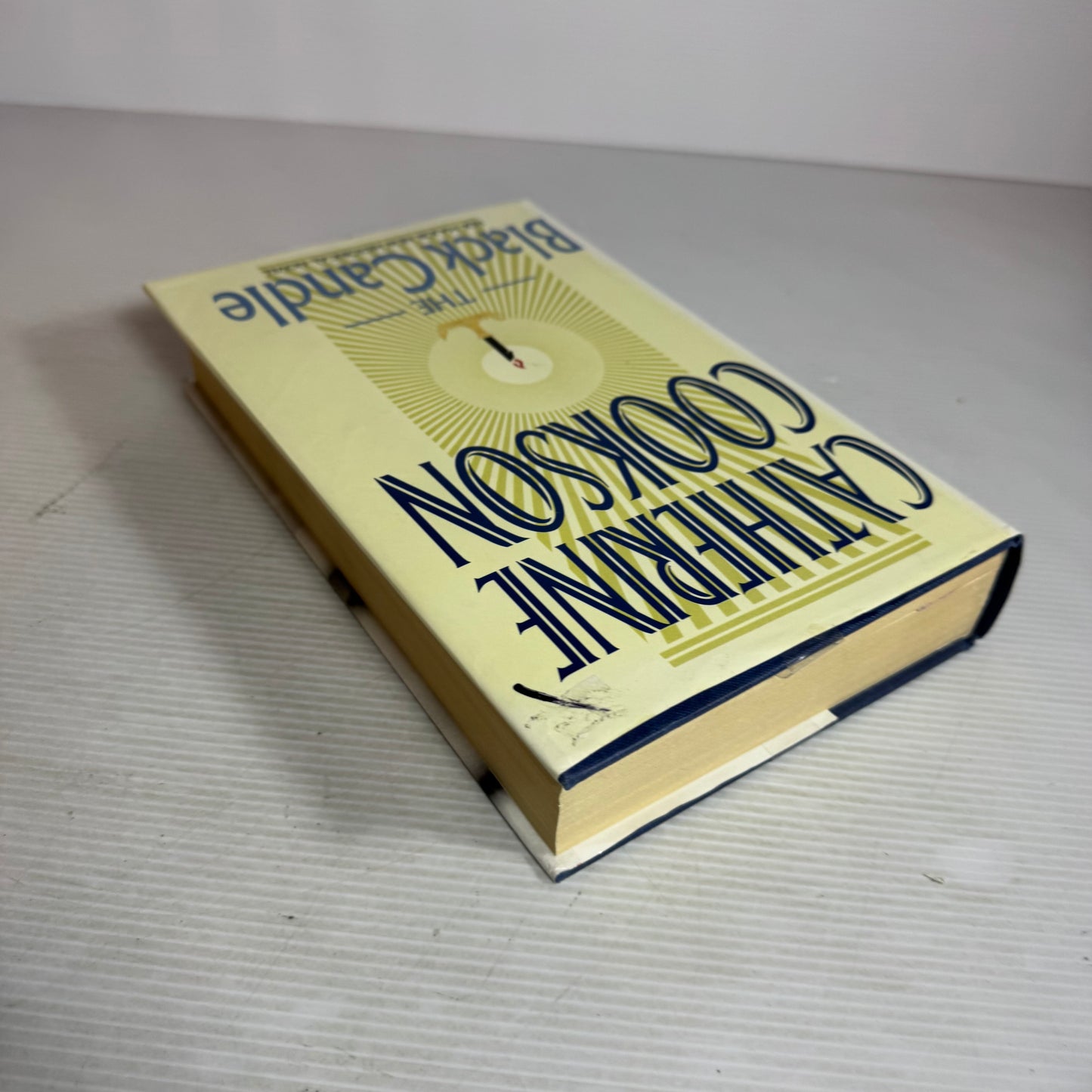 The Black Candle - Catherine Cookson