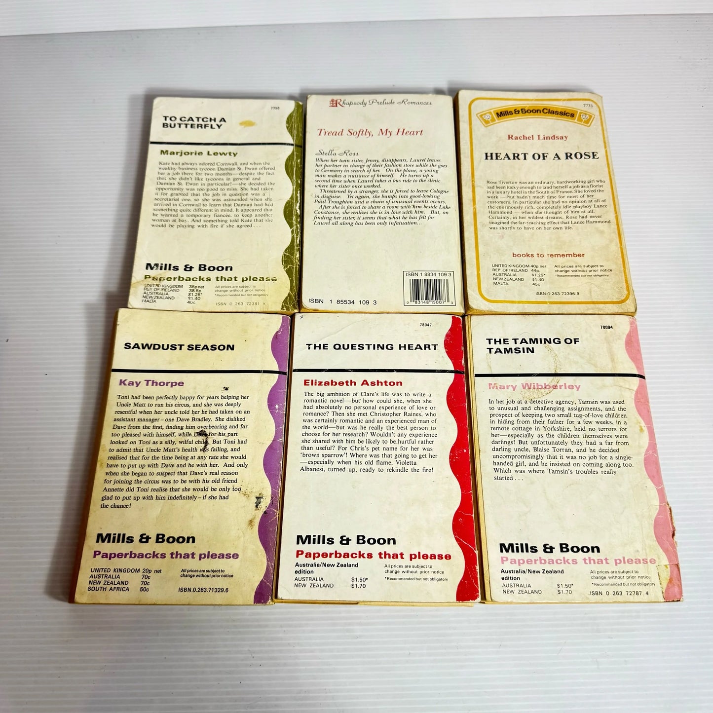 Mills & Boon Vintage Book Bundle x 6 Books : Mixed Themes (2366)