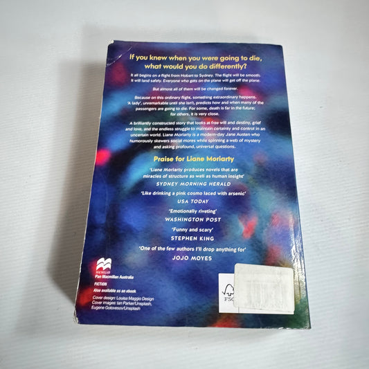Here One Moment - Liane Moriarty