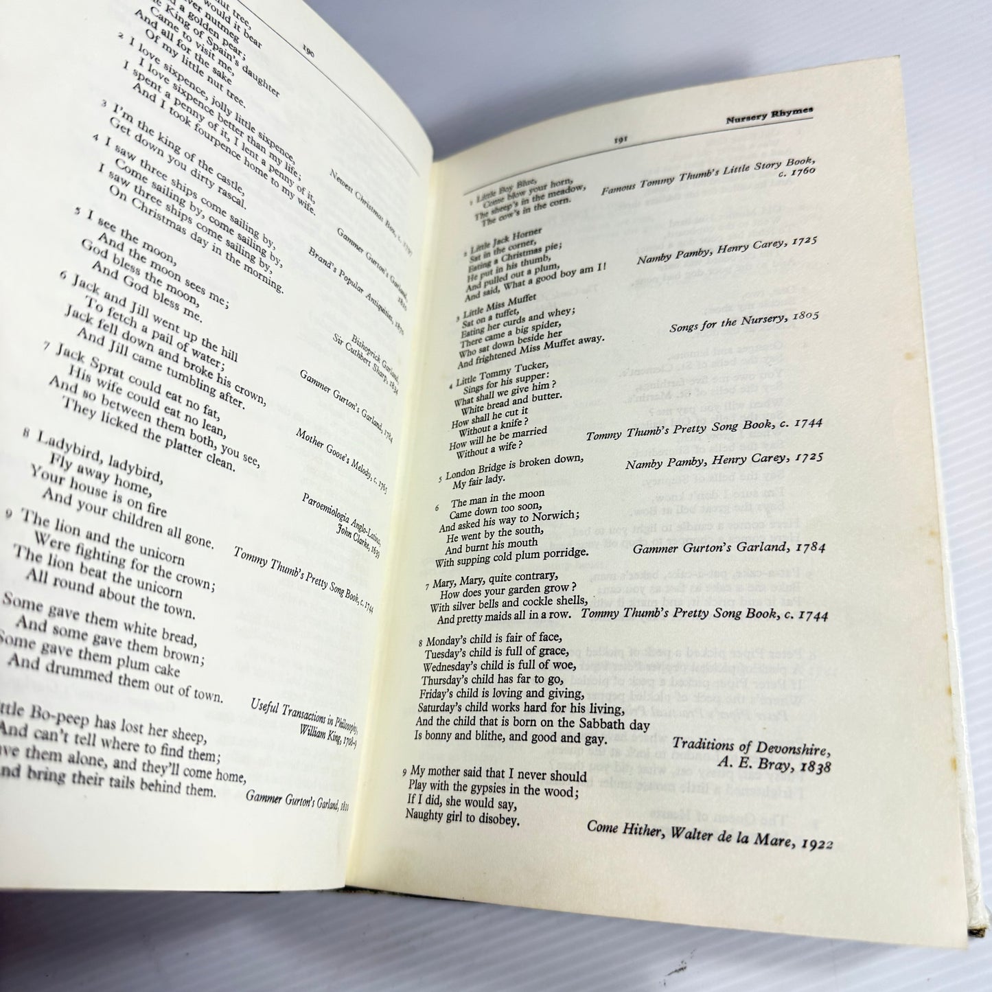 A Dictionary of Famous Quotations - Robin Hyman (Vintage 1969)