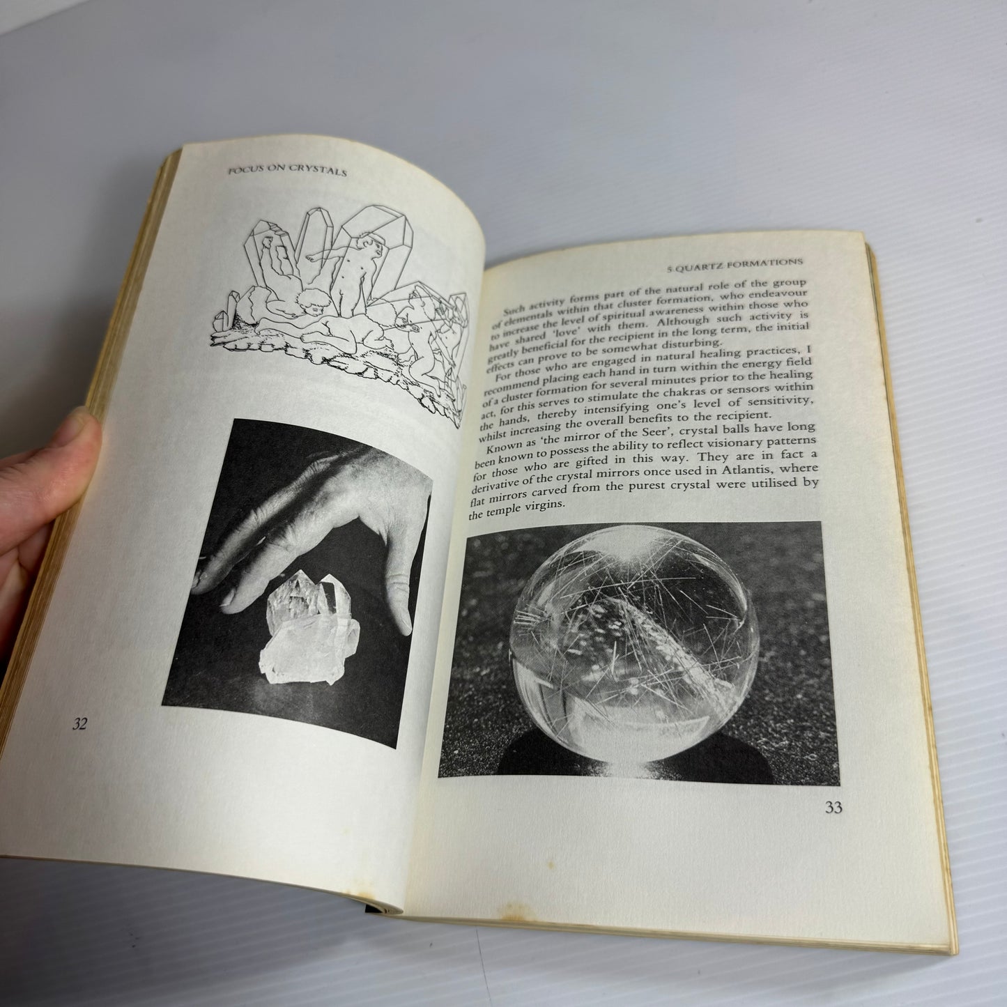 Focus On Crystals - Edmund Harold (Vintage 1986)
