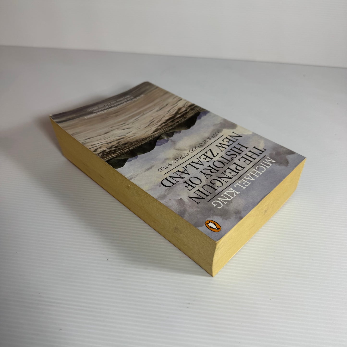The Penguin History of New Zealand - Michael King