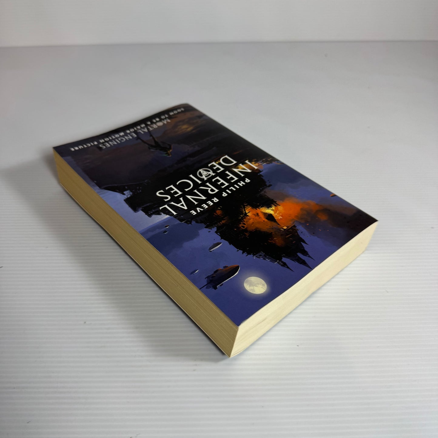 Infernal Devices : Mortal Engines - Philip Reeve
