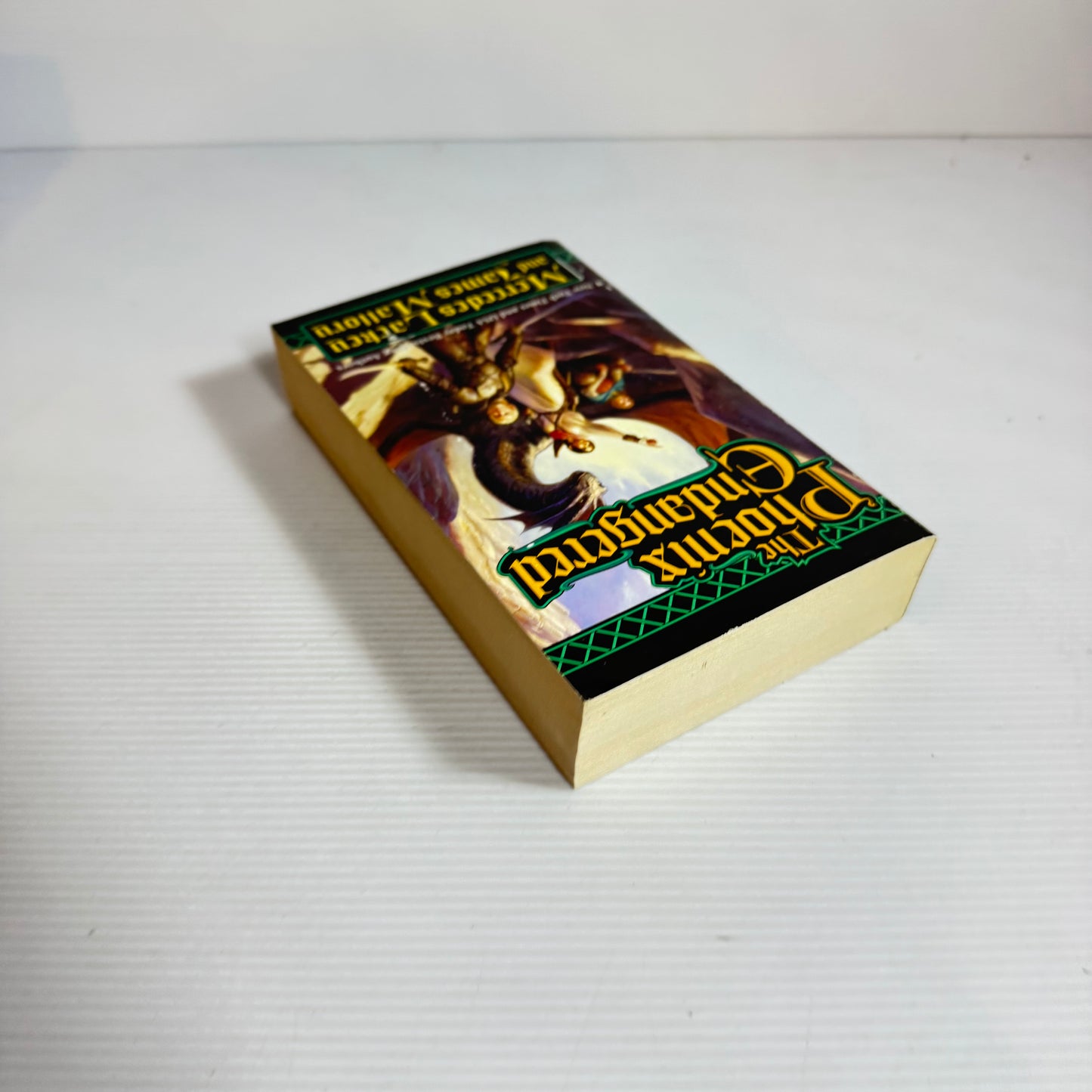 The Phoenix Endangered - Mercedes Lackey And James Mallory