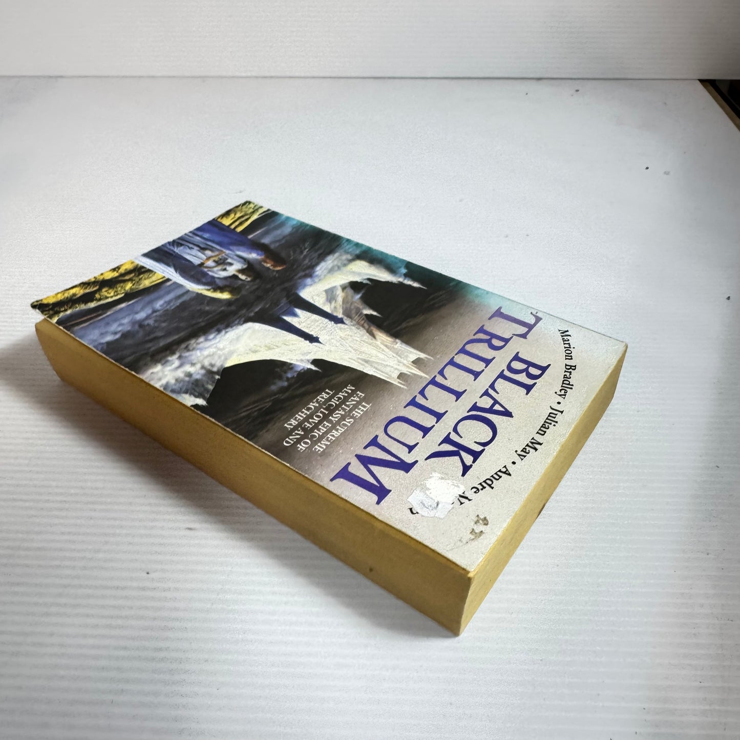 Black Trillium - Marion Bradley, Julian May & Andre Norton (Vintage 1994)
