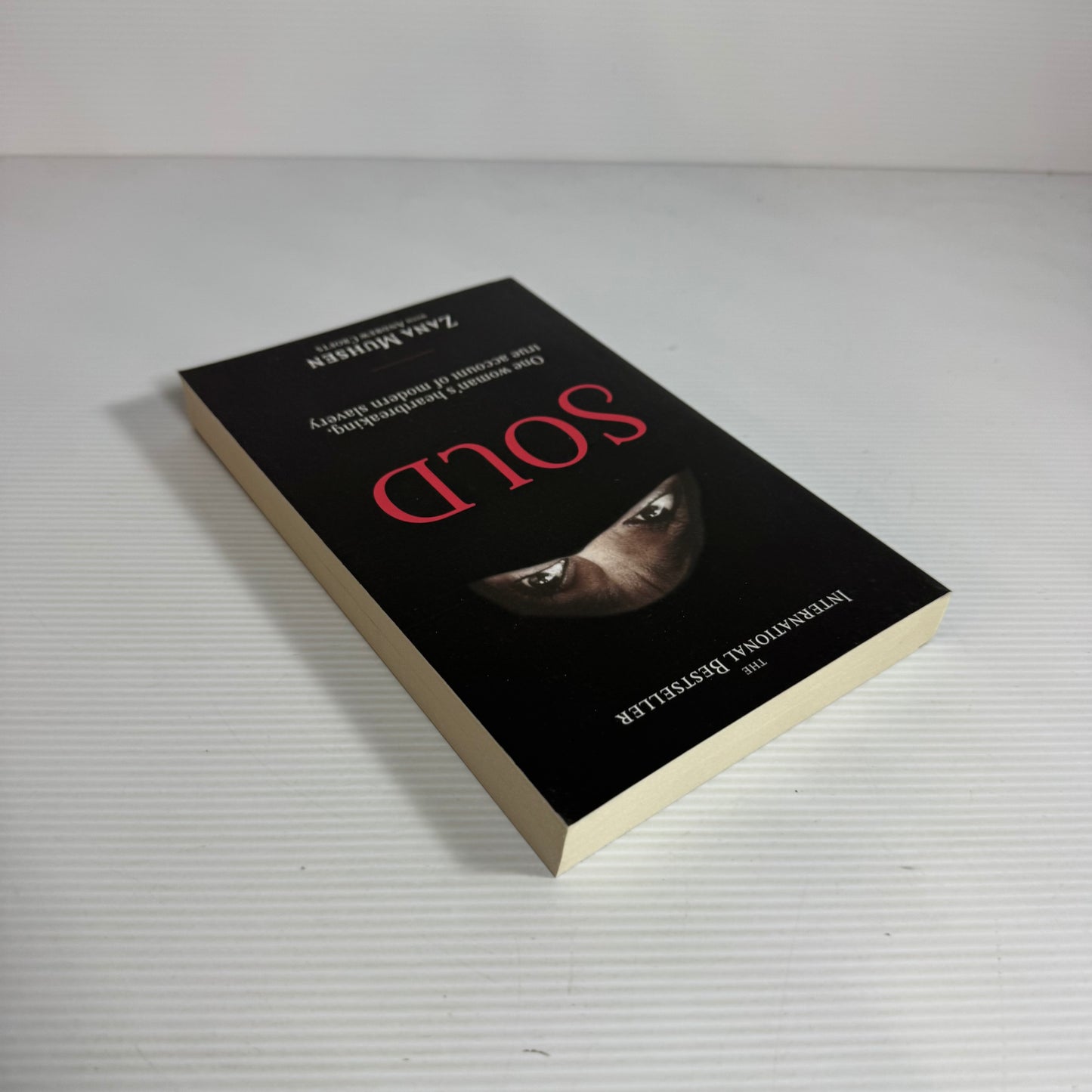 Sold : On Woman's Heartbreaking, True Account of Modern Slavery - Zana Muhsen