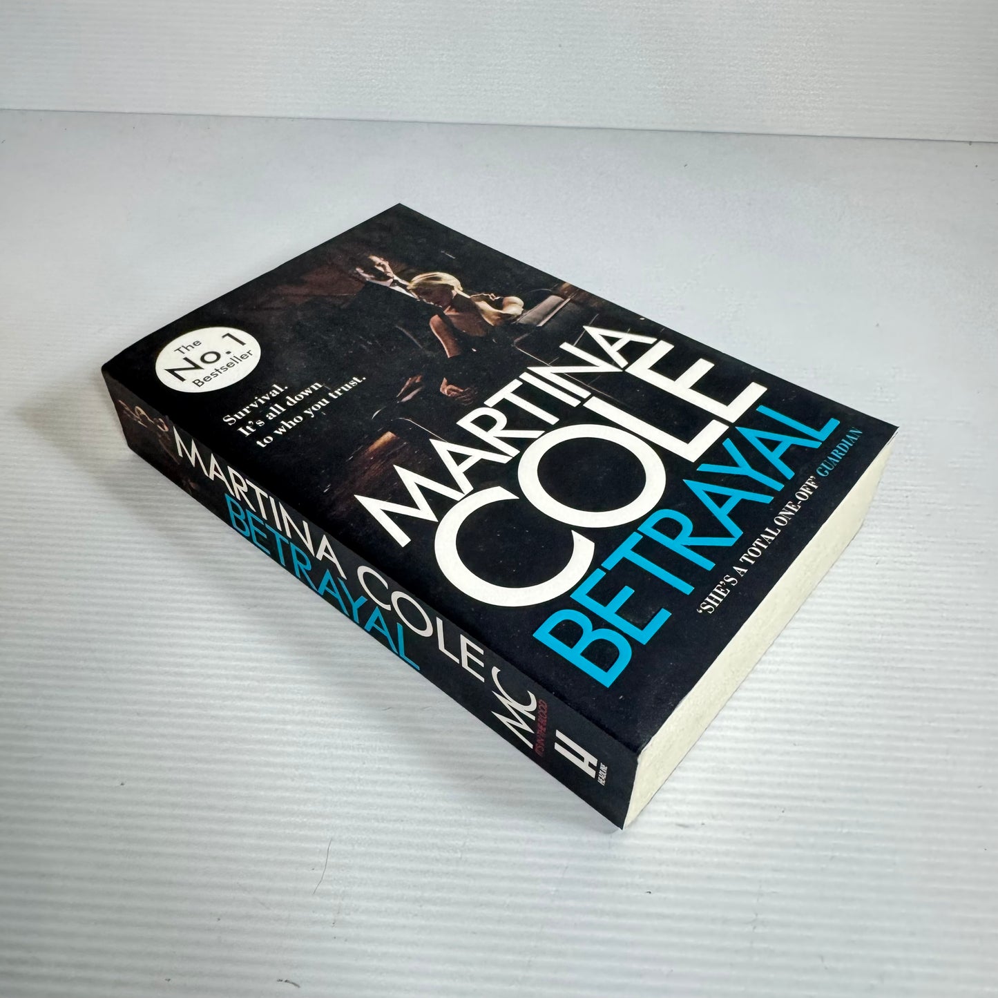 Betrayal - Martina Cole (New)