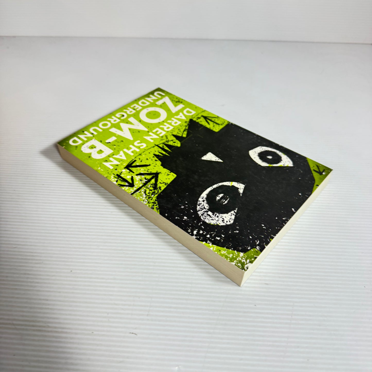 Zom-B Underground - Darren Shan (New)