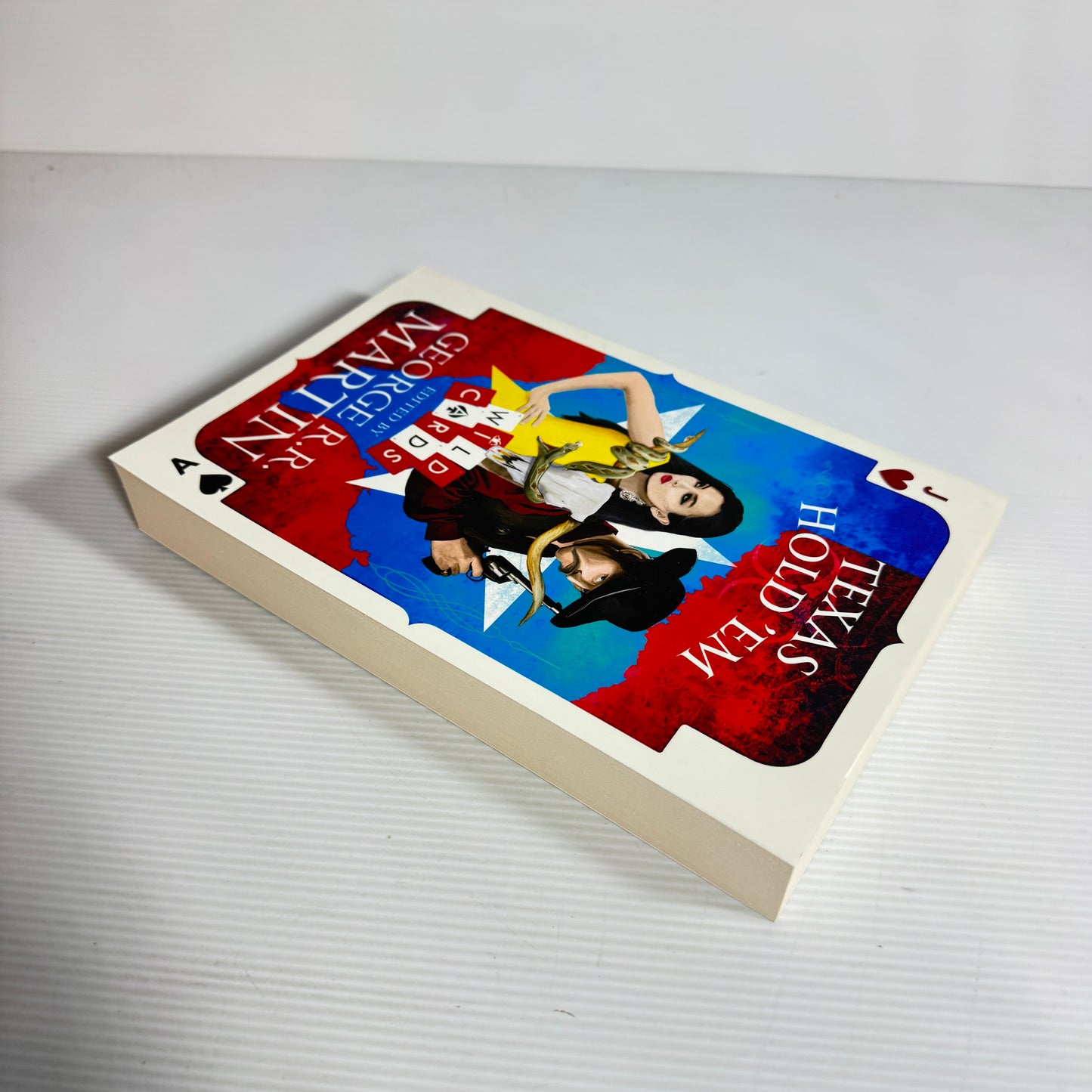 Texas Hold'Em - Edited by George R.R. Martin (New)
