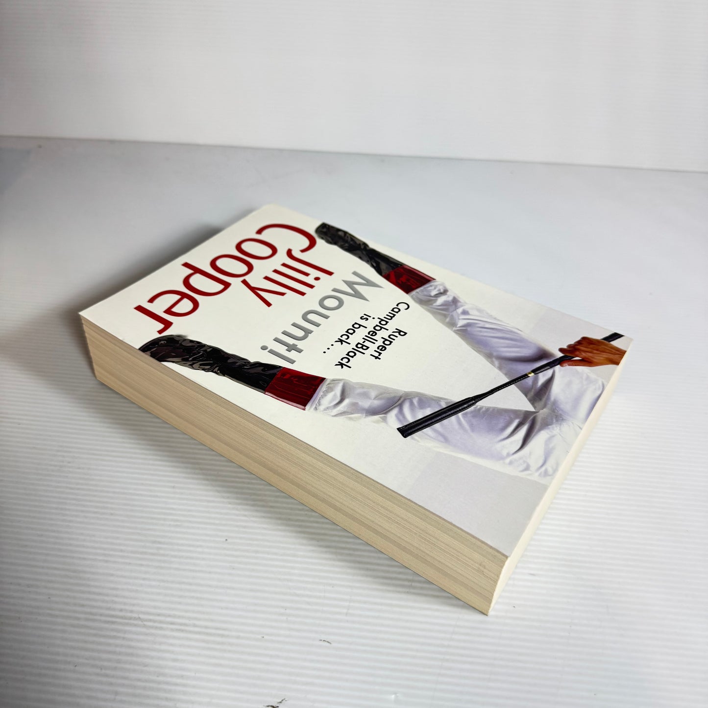 Mount! - Jilly Cooper (New)