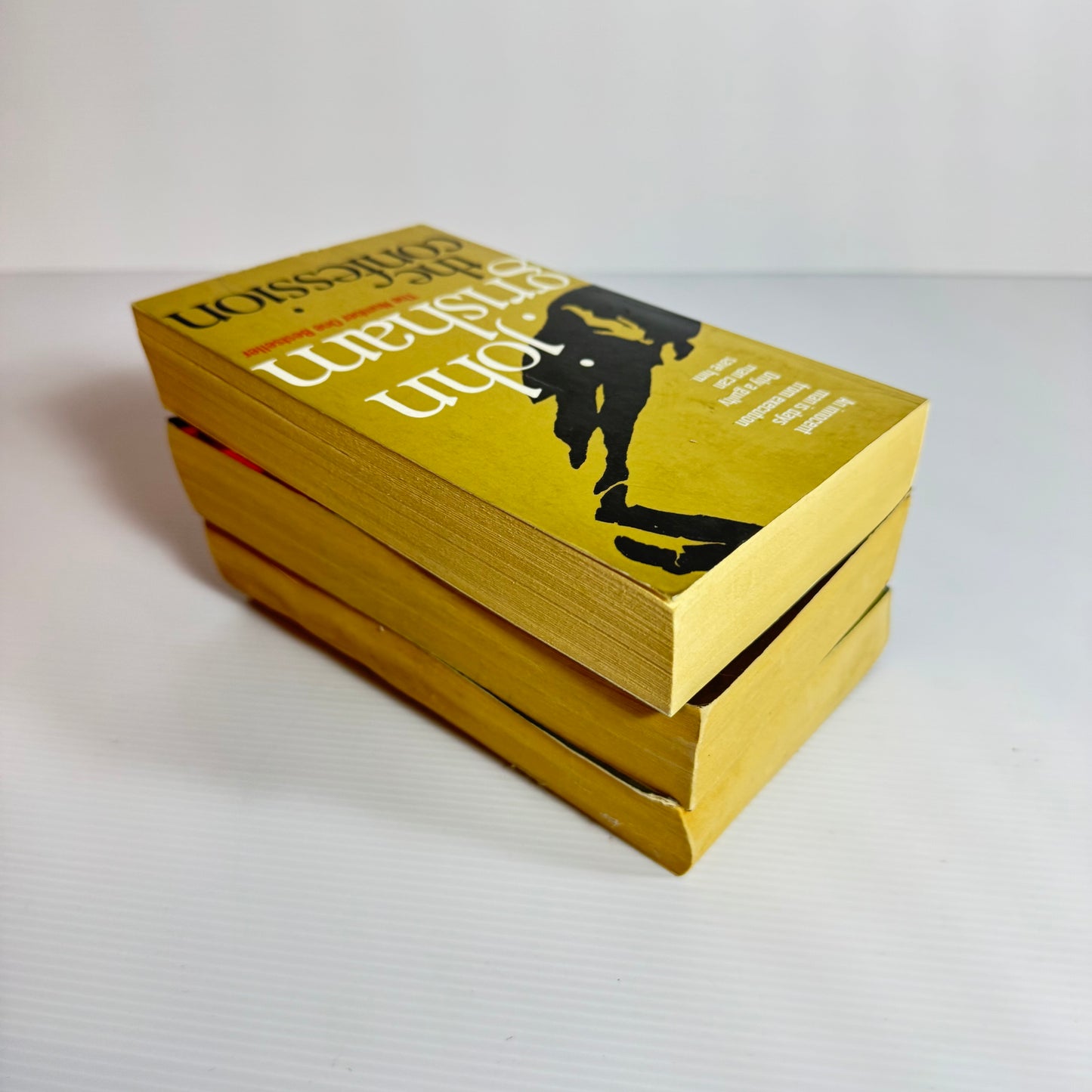 John Grisham Small Paperback Bundle x 3 : The Confession, The Appeal , The King of Torts (3097)