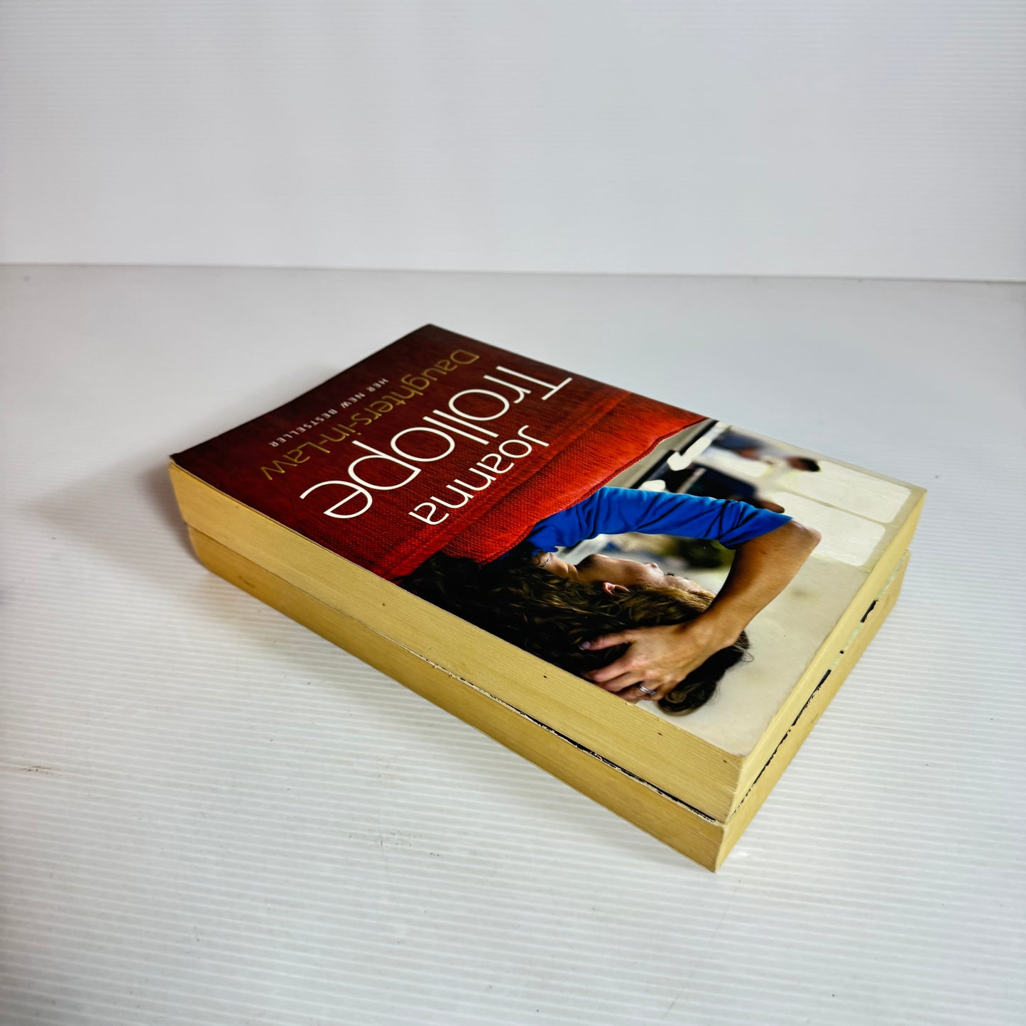 Joanna Trollope Book Bundle x 2 : Second Honeymoon & Daughters-In-Law (2432)