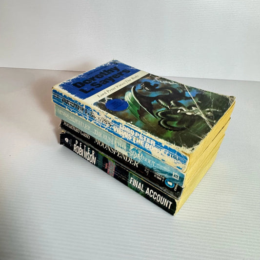 Vintage Crime/Mystery/Thriller Book Bundle x 4 Books : Various Authors (1974- 2004) (2225)