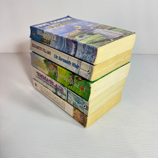 Romance Bundle x 5 : The Normandie Affair - Elizabeth Villars, Arian - Iris Gower, The Most Determined Woman - Emma Blair, Chaff Upon the Wind - Margaret Dickinson, Rosemary For Remembrance - Susan Sallis (3349)