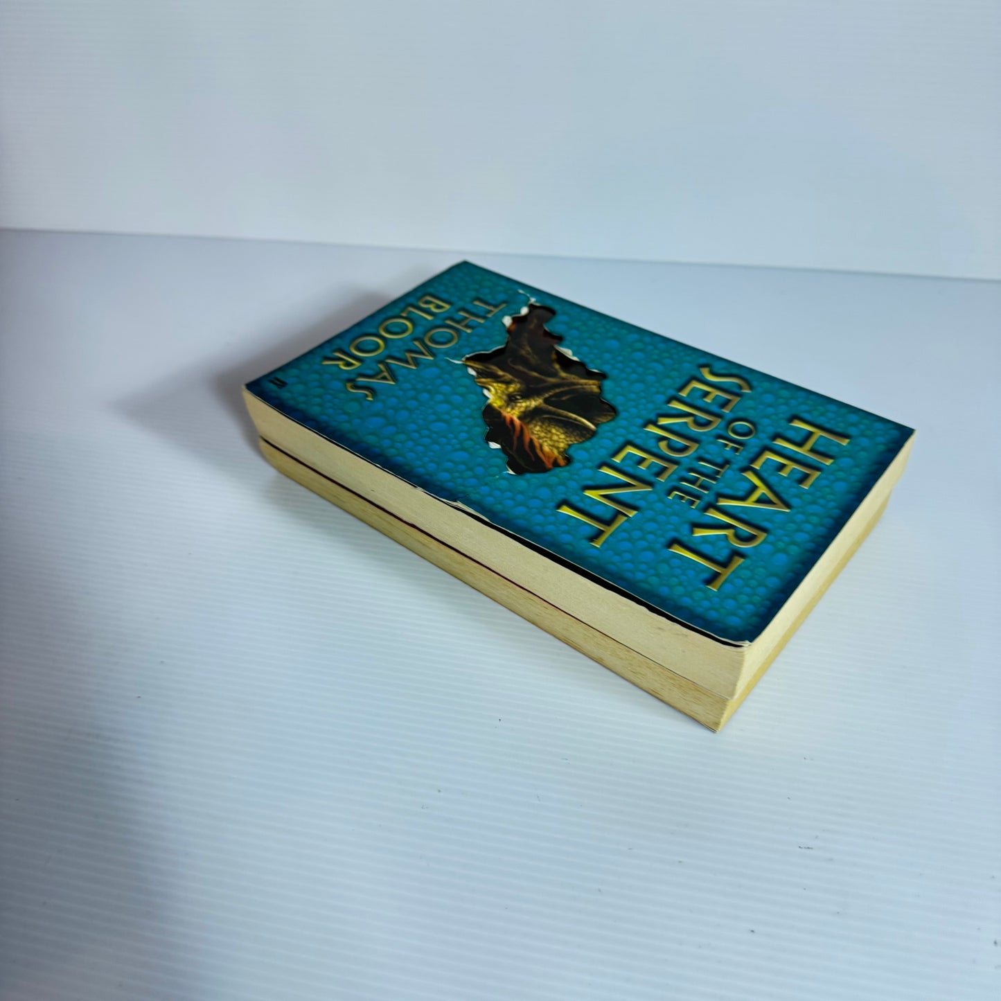 Thomas Bloor Book Bundle x 2 : Heart of the Serpent & Worm In The Blood (3075)