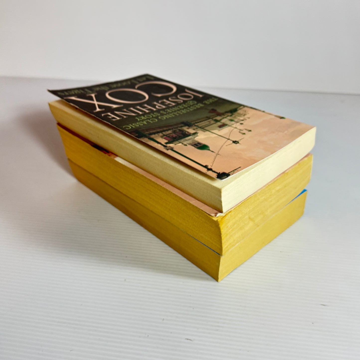 Josephine Cox Book Bundle x 3 Books : Let Loose The Tiger, The Loner, The Gilded Cage (3131)