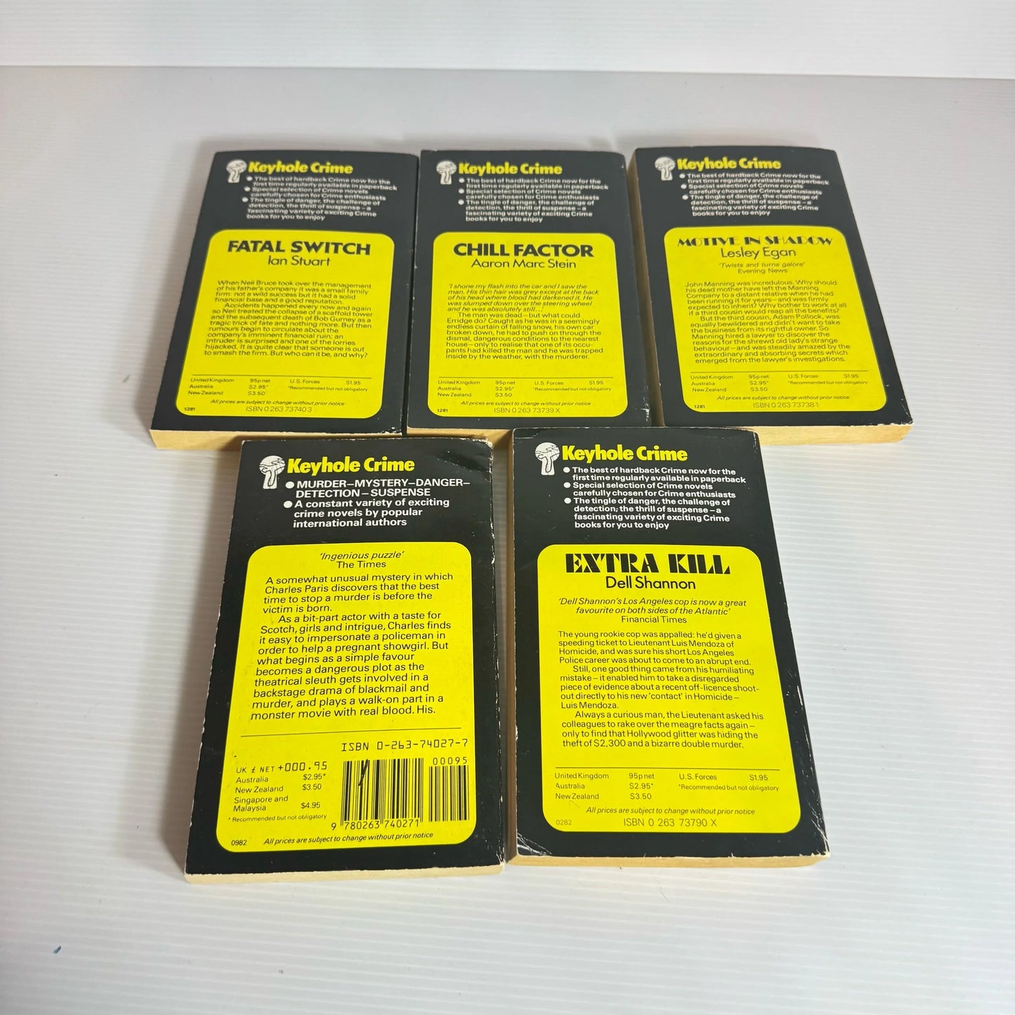 Keyhole Crime Vintage Book Bundle x 5 Books : Books 32, 33, 34, 42, & 67 (Vintage 1980's) (2184)