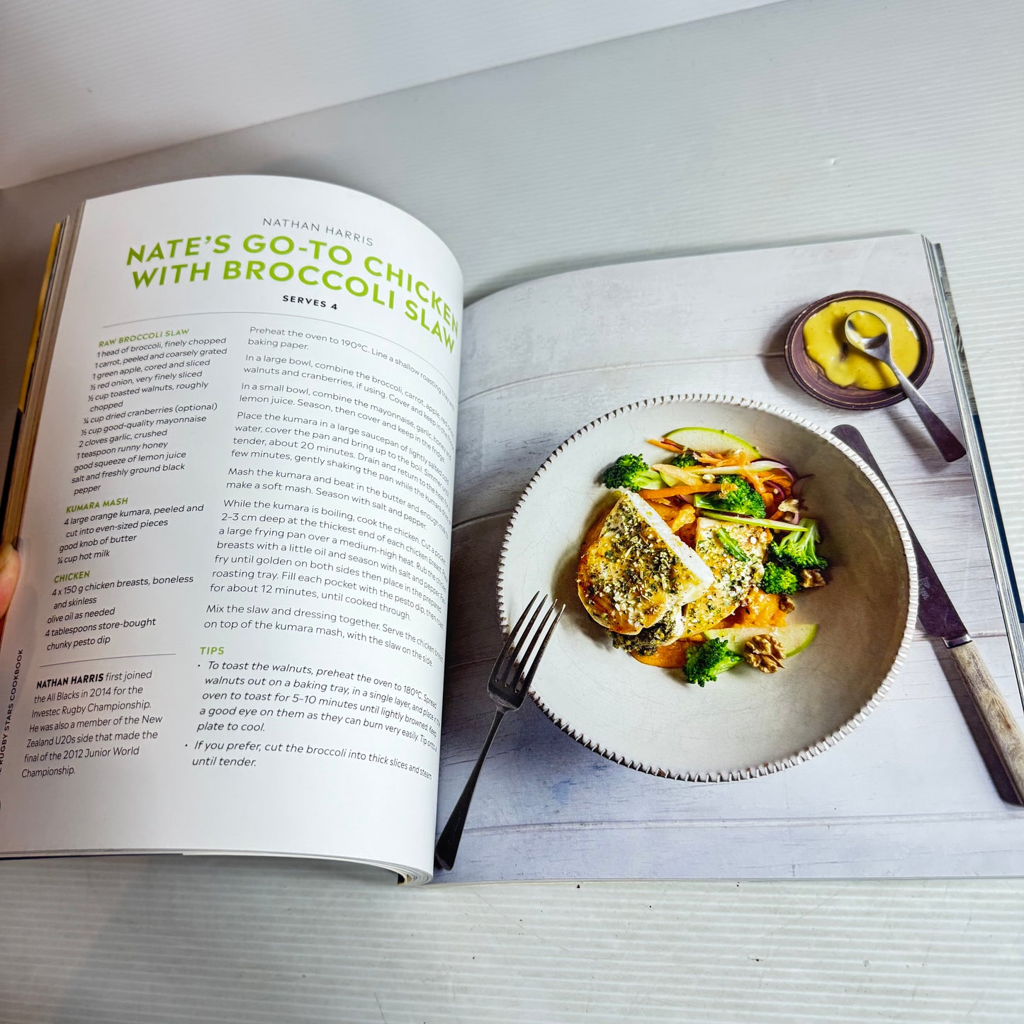 Kiwi Cookbook Bundle x 3 : The Kiwi Beer Lover's Cookbook, Hunger for the Wild - Al Brown & Steve Logan, NZ Rugby Stars Cookbook : Cooking From the Heart (2917)(2917)