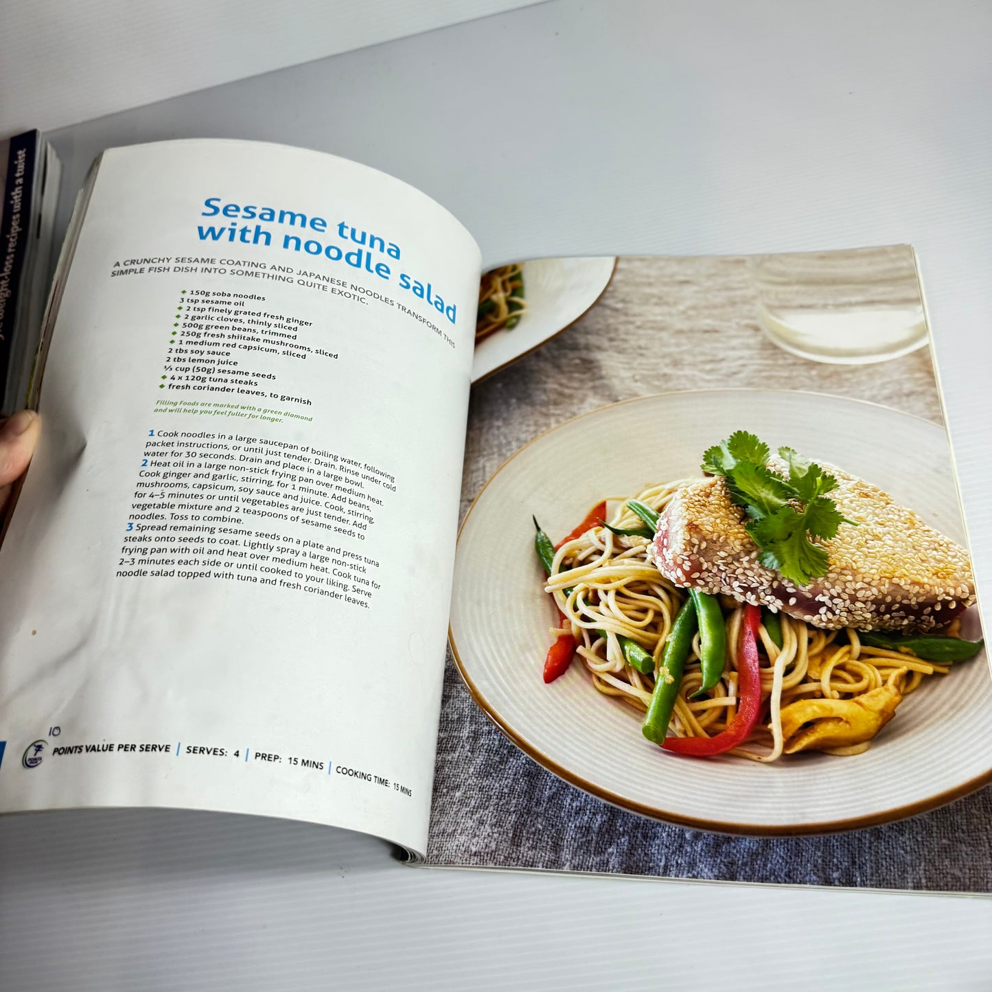 Weight Watchers Book Bundle x 4 : Programme Cookbook, Cook Easy, Cook Tasty, Eat & Enjoy (3105)