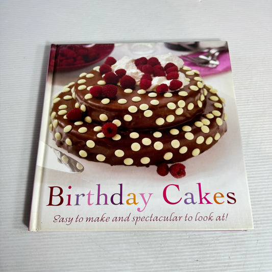 Birthday Party Cookbook Bundle x 3 : The Australian Women's Weekly Little Party Books Fairytale, Kids' Party Food - Family Circle, Birthday Cakes (3043)