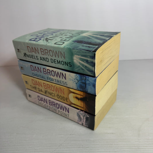 Dan Brown Book Bundle x 4 Books : Digital Fortress, Angels and Demons, Deception Point, The Da Vinci Code(2833)