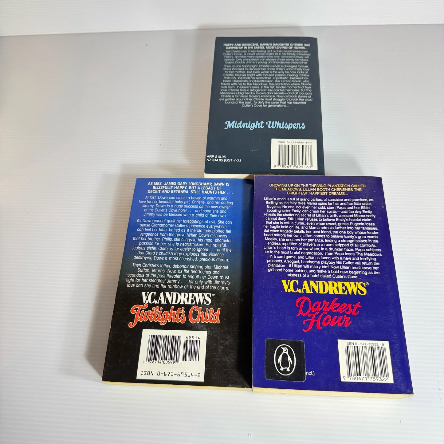 V.C. Andrews Book Bundle x 3 Books : Midnight Whispers, Twilights Child and Darkest Hour (579)