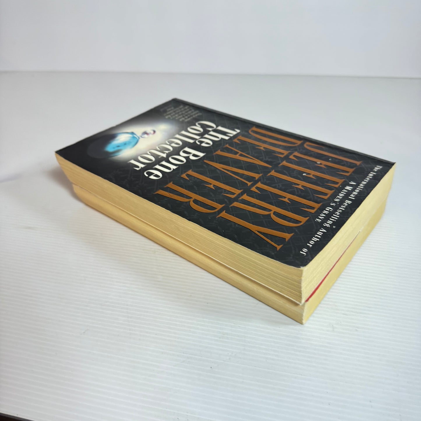 Jeffery Deaver Book Bundle x 2 : The Bone Collector & The Devil's Teardrop (2431)