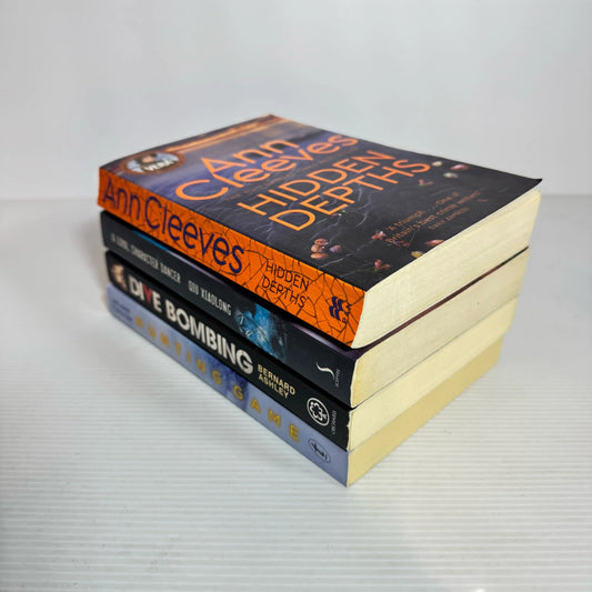 Crime/Mystery Book Bundle x 4 Books : Various Authors (2310)