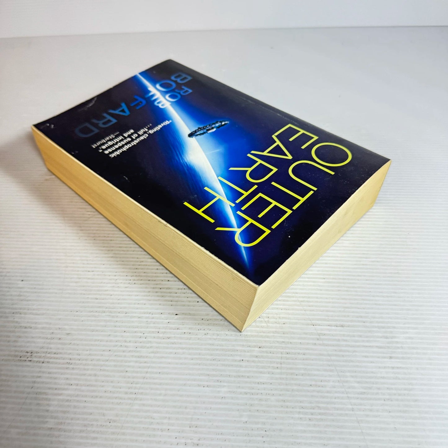 Outer Earth - Rob Boffard