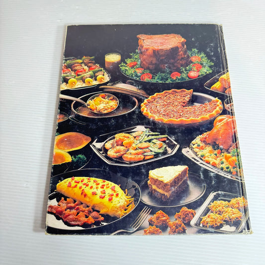 Successful Microwaving with Toshiba (Vintage 1982)