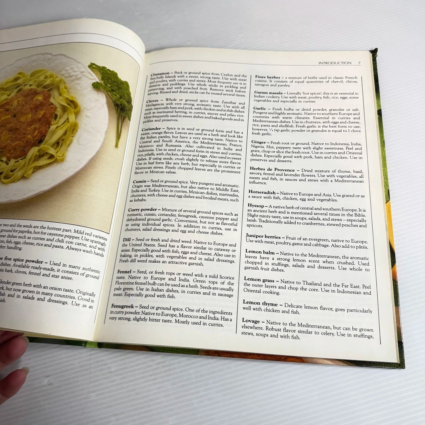 Microwave Herbs & Spices - Jacqueline Bellefontaine (Vintage 1987)
