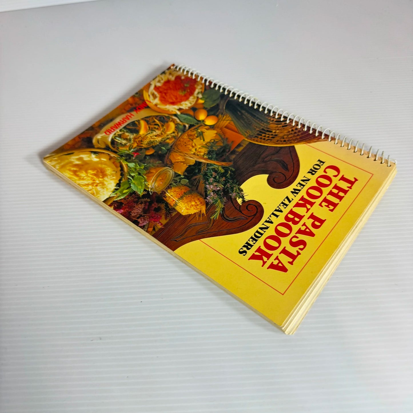 The Pasta Cookbook For New Zealanders - Lindy Harward (Vintage 1988)