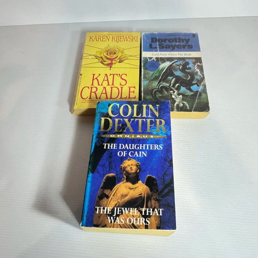 Mystery Book Bundle x 3 Books 4 x Stories : Various Authors (2069)