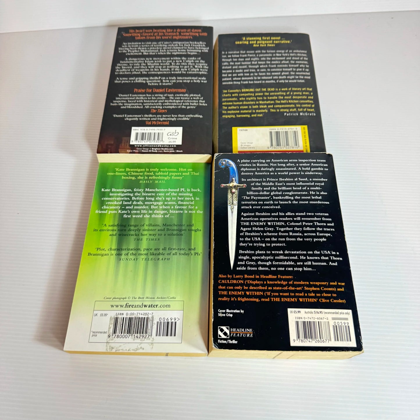 Suspense/Thriller Book Bundle x 4 : Various Authors (2064)