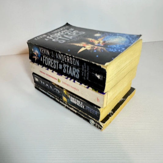 Science Fiction Book Bundle x 4 Books : Various Authors (2055)